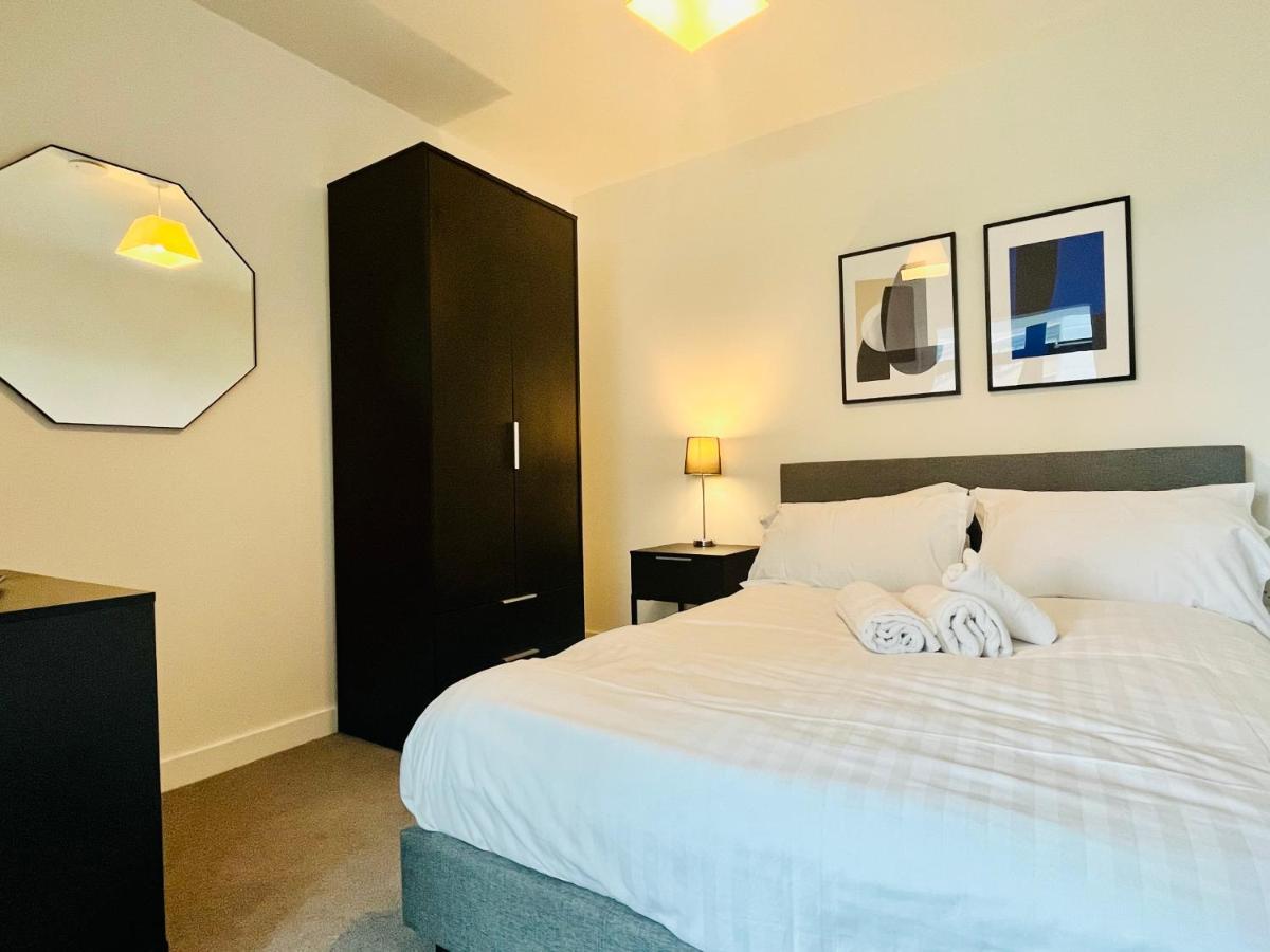 Fully Equipped One Bedroom Apartment Near Old Trafford Stadium! Manchester Buitenkant foto